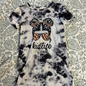 SHEIN Black and White Tie-Dye Kidlife Tee